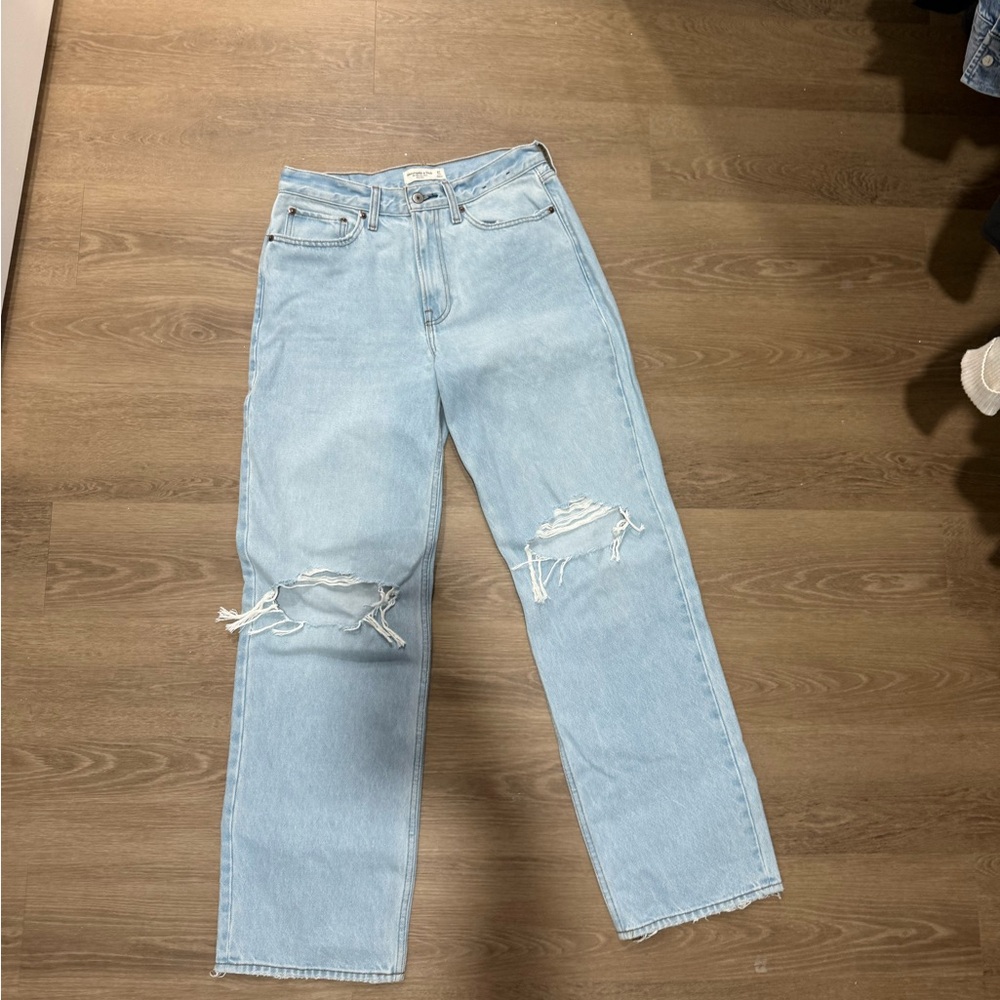 NEW ABERCROMBIE AND FITCH jeans size 4 - Picture 6 of 14